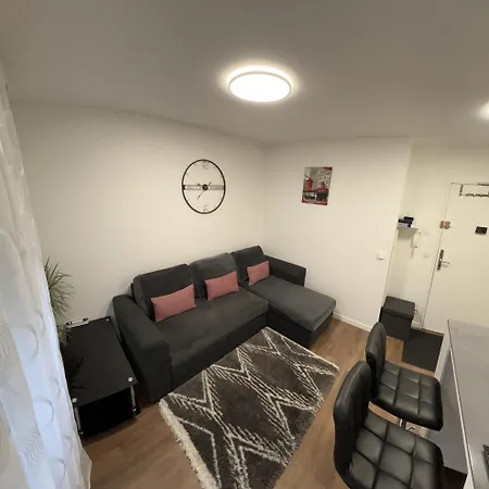 2 Pieces Proche Du Centre Paris 15 Min Apartment Rosny-sous-Bois Exterior photo